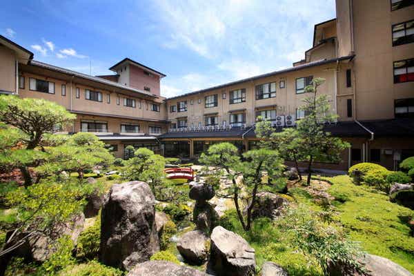 【大阪府内発】 年末懇親会　南信州昼神温泉・名旅館「湯元ホテル阿智川」2日間1