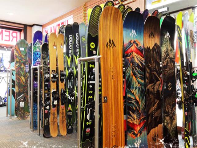 【夜発バス】白馬乗鞍温泉＆コルチナスキー場　白馬アルプスホテル【ファミリールーム】（1泊3日）2