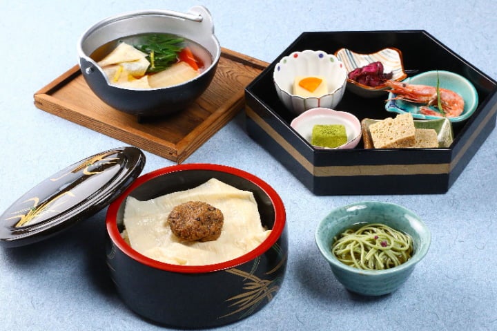 【群馬県内発】 あじさい咲く鎌倉花散歩と道の駅湘南ちがさき日帰り旅2