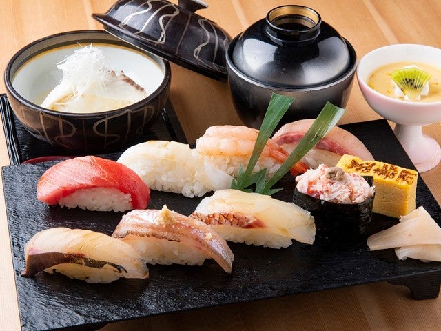 ■金沢市内の人気店・有名店でも使える！グルメチケット金沢美味Green（3000円相当）付き！ホテルは自由自在に組み合せ　金沢ホテル＆温泉チョイス　2泊3日3