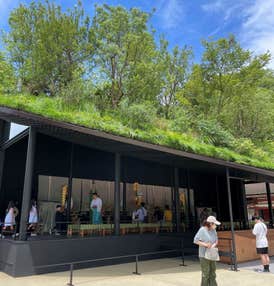 太宰府天満宮・九州国立博物館見学と鳥栖プレミアム・アウトレット⛩日帰りバスツアー🚌