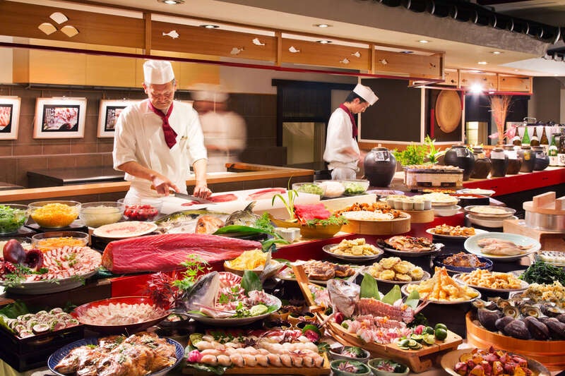 【群馬県内発】 四国の魅力旅3日間  ～温泉リゾートと世界の名画・話題の名所めぐり～ ワンランク上のデラックスホテル「アオアヲナルトリゾート」と今話題の“オールインクルーシブ”の「メルキュール高知土佐リゾート＆スパ」でちょっぴり優雅な気分を！2