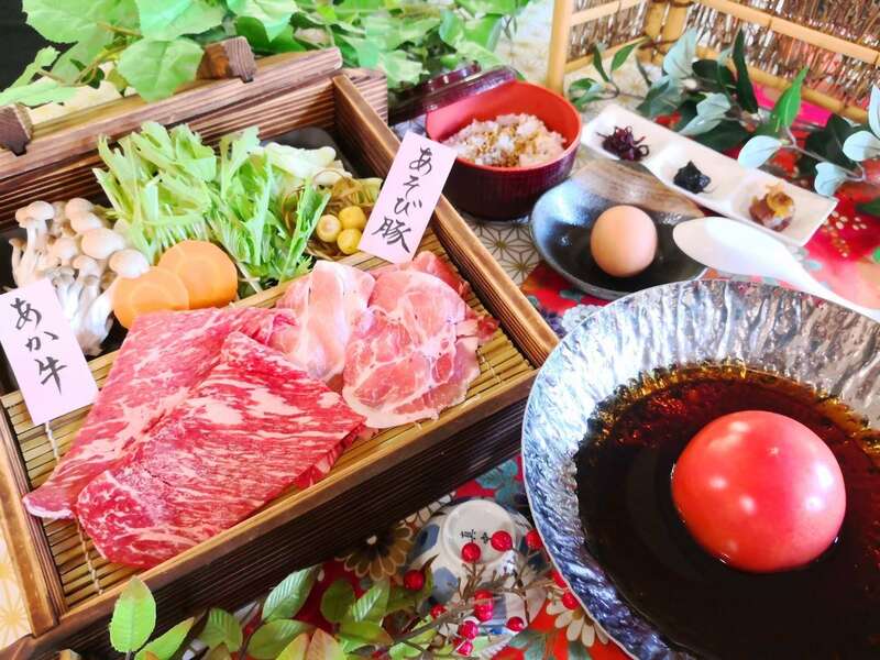 【博多発】ぴちぴちピーチna桃2玉＆極甘スイートコーン2本お持ち帰り＆あか牛vsあそび豚食べ比べ！もっともっと熊本ウキウキ大総力祭 日帰り　1