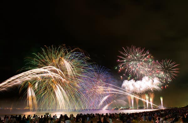 【JR西船橋発】幕張ビーチ花火フェスタ2025(第47回千葉市民花火大会)<コースNo.25-1074-D>(京成トラベルサービス㈱)3