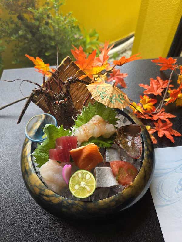 【大阪府内発】 伊勢海老・松茸・近江牛　いけす活魚料理店が贈る贅沢会席　滋賀・日帰り2