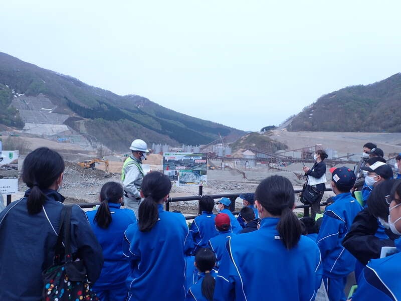 【山形県内発】 今年が最後！完成間近の「成瀬ダム」ガイド付き制限区域内特別見学と 伝統的な内蔵「横手増田」街並み散歩（日帰り）2