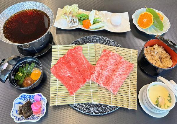 松浦鉄道ローカル列車で訪ねる菜の花駅と藤ノ尾梅園と佐賀牛vs伊万里牛100g食べ比べの宴2