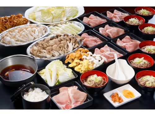 【名古屋発】ロープウェイで行く！天空の水芭蕉＆三色の花桃＆藤まつり 春のお花見ミステリーツアー3