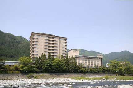 【近鉄(大阪難波駅~大和八木駅)発】 《近鉄特急ひのとり利用》謝恩企画 日本三名泉美人の湯・下呂温泉!名旅館水明館 2日間