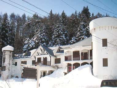 ■●夜発バス X-JAM高井富士&よませスキー場 2月出発セール シャトーテル北志賀(1泊4日)