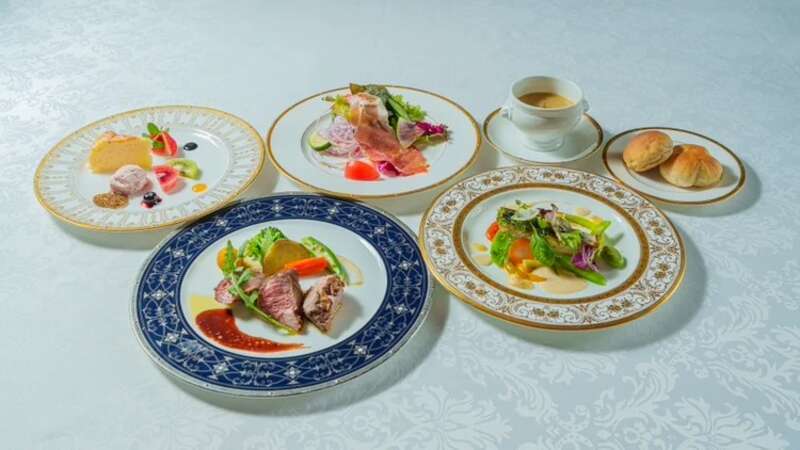【岡山・倉敷発】 華麗なる薔薇と淡路島de優雅なランチ　日帰り2