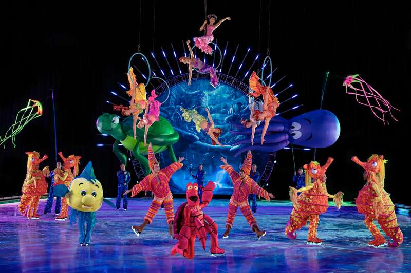 【米子・松江発】日本公演40周年記念 ディズニー・オン・アイス “Let's Party!”  神戸公演 日帰り3
