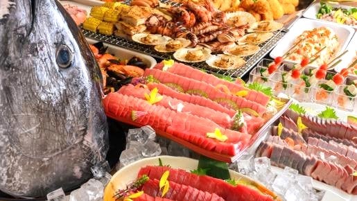 ＜Web割対象商品＞【キングツアーバス旅】千鳥ヶ淵＆小石川後楽園＆六義園　東京さくら名所♪＆東洋文庫　海鮮バイキング 生本マグロ・本ズワイガニ食べ放題〔多摩センター・府中・調布発〕1