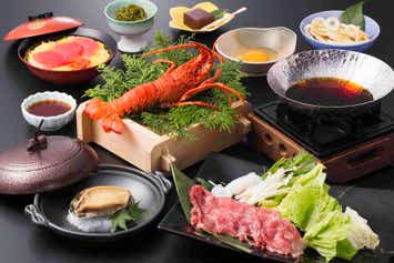 【福岡・熊本・鹿児島県内／博多駅・小倉駅発】 新春！古都・京都三社詣＆伊勢神宮両参り  五大味覚御膳３日間