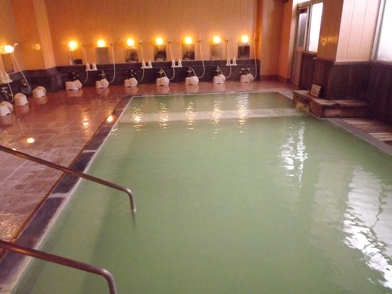 【福井県内発】 源泉かけ流し天然にごり湯温泉の硯川ホテルと軽井沢・信州　季節のフルーツ食べ放題　2日間1