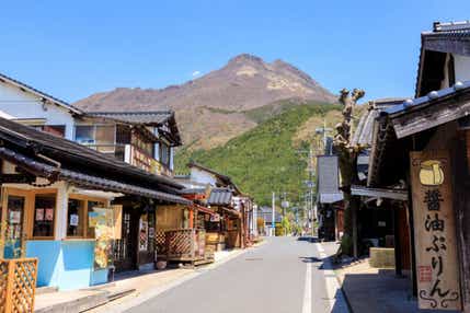 【羽田空港発】 熊本ふっこう応援割利用・阿蘇温泉郷に連泊！一生に一度は見たい絶景「高千穂峡」と阿蘇・熊本・湯布院３日間