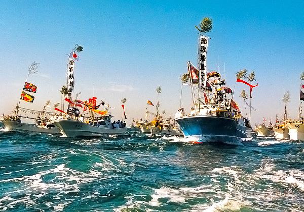 【北九発着】宗像大社みあれ祭海上神幸と和洋創作バイキングランチ1
