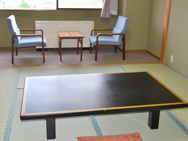 ■●夜発バス　戸狩温泉　ホテルレシェント（2泊5日）1