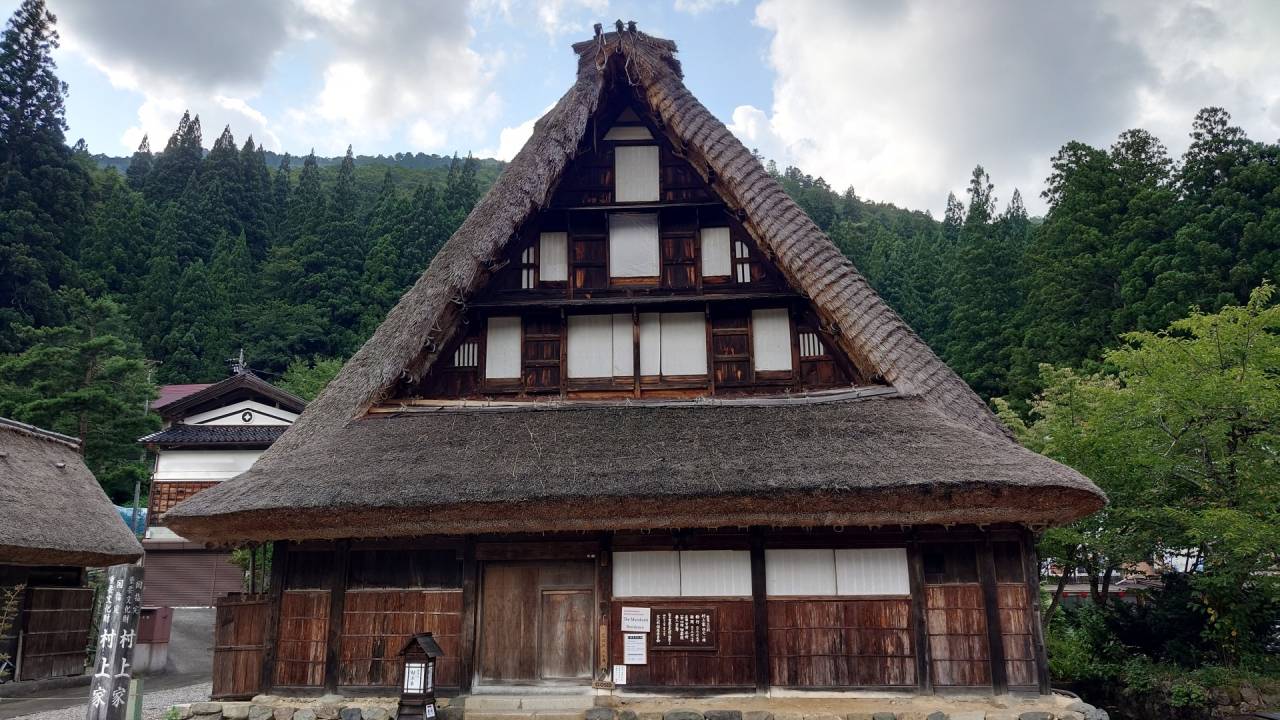 源泉かけ流しのお宿にご宿泊！下呂温泉『花火物語』と世界文化遺産　～なつかしき日本の原風景～五箇山合掌造り集落【藤井寺・五位堂・橿原神宮・大和八木発】3