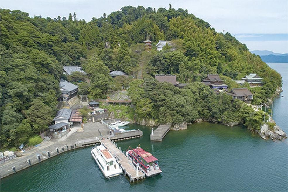 ＜滋賀＞豊臣秀吉ゆかりの地　びわ湖に浮かぶ神秘の島「竹生島」を訪ねる【明石･西神中央出発】1