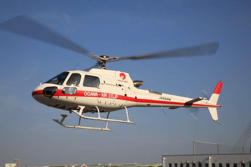 【大阪市内ルート発】 空から見る絶景！　一目千本　吉野の桜と馬見丘陵公園　日帰り1