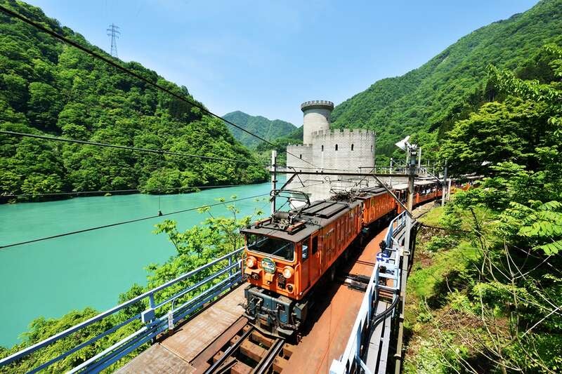 【岩手県・新幹線駅発】 立山黒部アルペンルートと黒部峡谷トロッコ電車（２日間）2