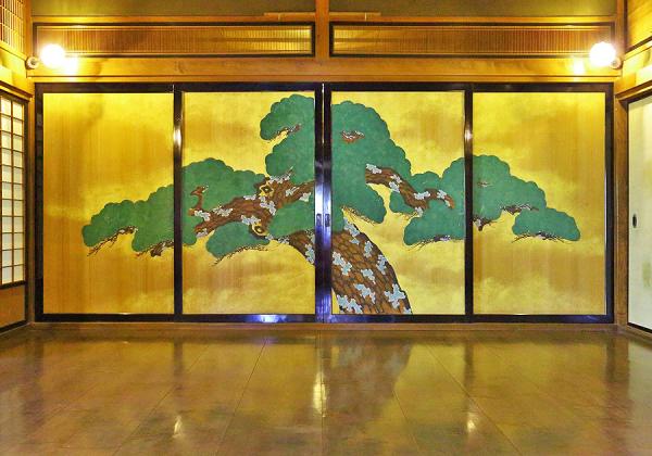 仮屋湾の真鯛vs佐賀牛 山海味覚の大饗宴と栄華を誇った唐津・呼子3つのお屋敷めぐり3