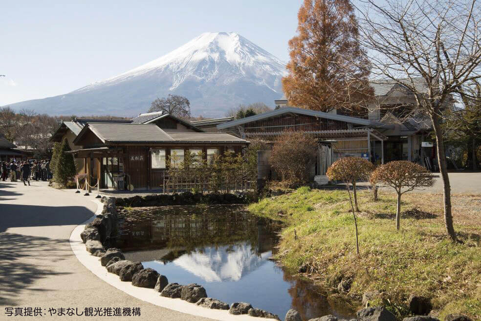 ＜静岡・山梨＞世界文化遺産 富士山7つの冬の絶景を楽しむ 2日間【明石・三宮出発】2