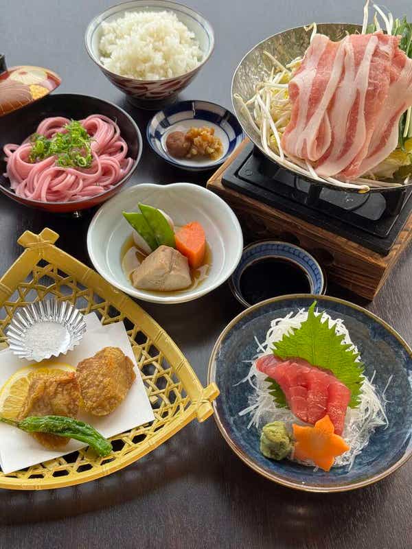 【大阪府内発】 本場和歌山！有田みかん狩り食べ放題と紀州柿狩り体験　日帰り3