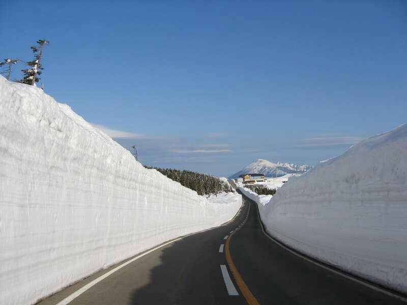 【福井駅発】 大曲の花火～春の章～と角館・八幡平雪の回廊　3日間2