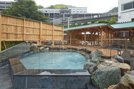 【鳥取県内発】 奥道後温泉「奥道後壱湯の守」と春彩の松山城・今治城・しまなみ海道 ２日間