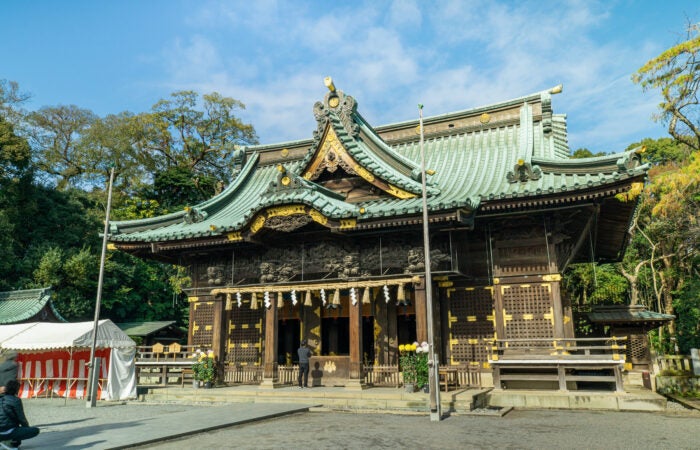 ★1/30 催行決定★【横浜発】時之栖イルミネーション＆いちご狩りで旬の味覚堪能♪ ～しらす釜めし御膳のご昼食付♪三嶋大社参拝と竜宮海鮮市場でお買い物～2