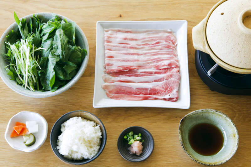 【千葉県内発】 水の郷佐原で夏スイーツ食べ歩き♪　 通常２時間待ち！？不思議な名前のレストラン 「恋する豚研究所」で選べるランチ　朝ハス＆香取神宮1
