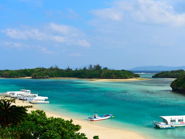 ■早得60【滞在中レンタカー付】　早い予約がお得！　個性にあふれる八重山諸島！組合せ自由自在の人気ツアー！　ホテルチョイス　プラン　3泊4日3