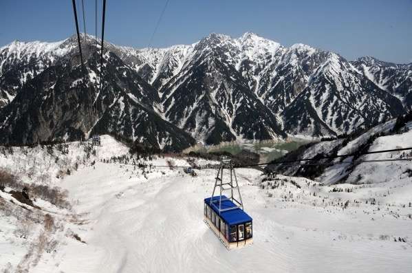 近鉄特急ひのとり＆アーバンライナー利用！立山黒部アルペンルートと美しき上高地へ 2日間【大阪難波・大阪上本町・鶴橋・大和八木発】2