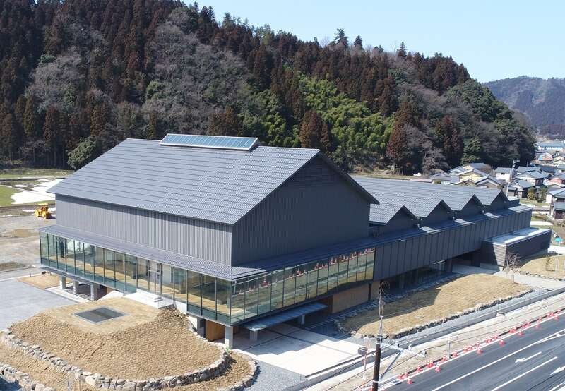 【富山県内発】 九頭竜湖紅葉まつり と ガイドと学ぶ「福井県立一乗谷朝倉氏遺跡博物館」　日帰り2