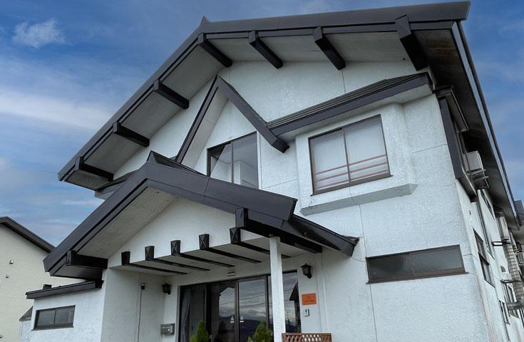 【往復新幹線指定席で行く】上越国際「ロッヂハヤシ」 2泊3日【2日リフト入場券+(プラス)付】【夕食・翌朝食付】1