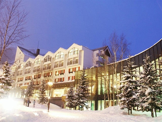 ＜早割60＞【新千歳空港発着／バス＋宿泊パック】リピート率ＮＯ１！ルスツリゾートホテル　ノースウイング＆サウスウイング　ゲレンデステイ≪２食付・リフト券付≫１泊２日（1泊2日）1