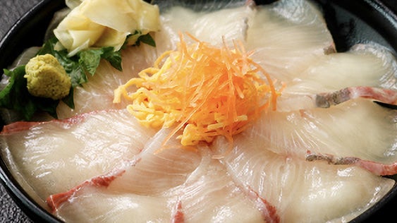 【米原駅発】 12,000円相当の宮崎牛コース料理　VS　鹿児島錦江湾の海鮮丼を味わう！宮崎・鹿児島・熊本トライアングル大周遊3日間2