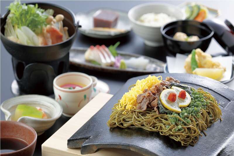 【直方・小竹・新飯塚・飯塚発】 ３つのお持ち帰り！響灘を望む千本鳥居の福徳稲荷神社とおいでませ新春バスツアー　日帰り1