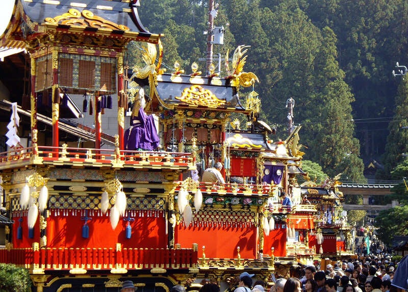 【金沢駅発】 日本三大美祭「秋の高山祭」八幡祭1