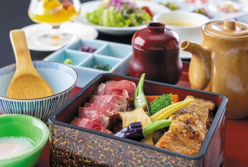 【愛媛県内発】 リーガホテルゼストdeランチといちご狩りといちご大福作り体験　日帰り2