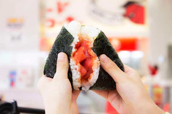 【東京都内発※町田を除く】 令和7年7月7日特別企画！ 大人が楽しい伊豆エリア人気の工場直売！お買い物ツアー　日帰り1