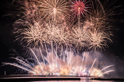 【千葉県内発】 海辺からの絶景!オーシャンスパFuua(フーア)から眺める 夏を彩る大輪・約5000発!熱海海上花火大会 2日間