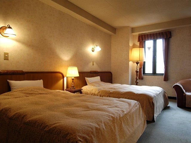 ■●朝発バス　白馬八方尾根　ホテルけやきの樹（1泊2日）2