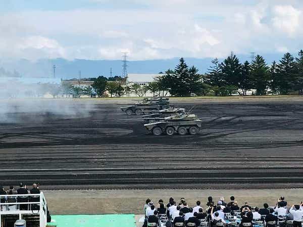 【東京都内発※町田を除く】 陸上自衛隊富士学校・富士駐屯地開設71周年記念行事 　日帰り 3