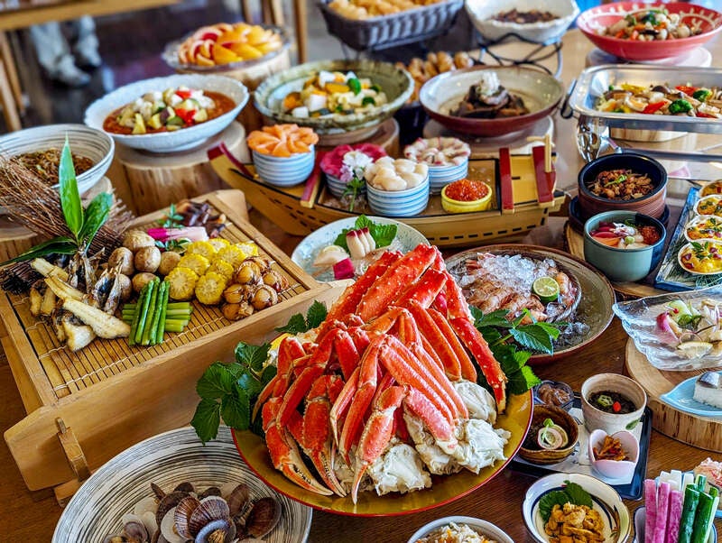 【仙台空港発】 FDA貸切！夢の浮島「利尻島」、花の楽園「礼文島」2島巡る、日本最北最果ての美食＆美景漫遊記（4日間）1