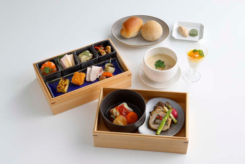 【新大阪駅発】 近鉄レストラン列車「Les Saveurs 志摩 （レ・サヴール・しま）」乗車と英虞湾クルーズ＆伊勢神宮両参り　2日間3