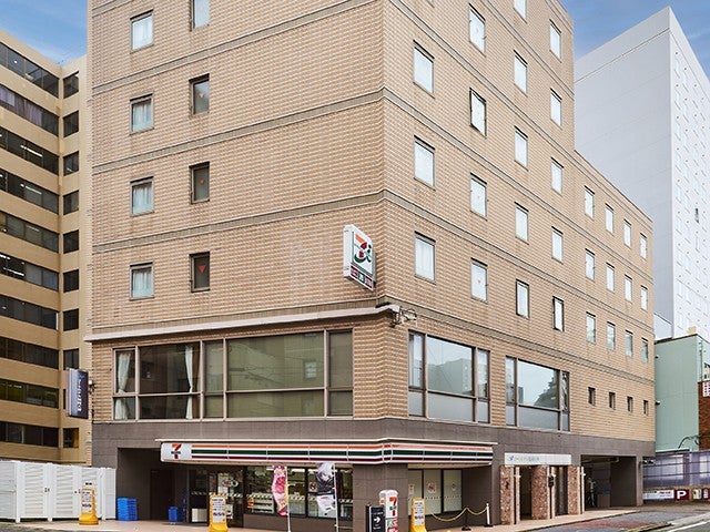 ■【往復福岡空港利用】大人気の中洲の屋台で福岡のグルメを堪能しよう♪＜屋台きっぷ付（1ドリンク＋おすすめメニュー）＞天神南駅から徒歩で約3分の好立地！コートホテル福岡天神3泊4日（2名1室用）2