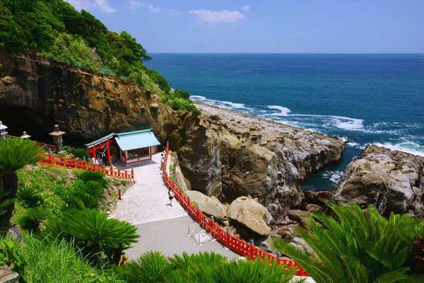 【静岡県内（東部地区）発】 名湯指宿温泉と神秘の高千穂峡を一度に巡る！ たっぷり南九州　よかとこ１０選ハイライト３日間2